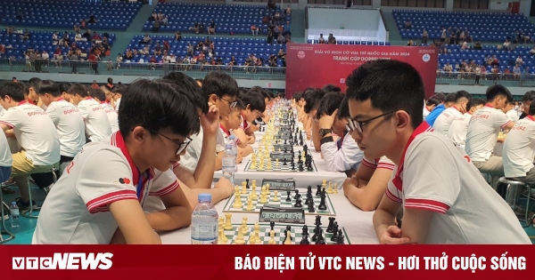 近1300名棋手参加全国青少年国际象棋锦标赛